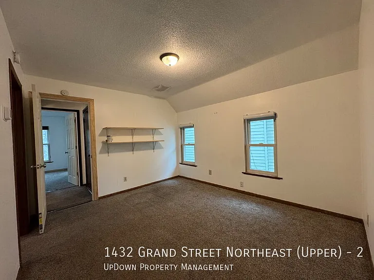1432 Grand St NE #2 — Photo 12