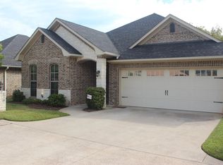 5604 Hollytree Dr, Tyler, TX 75703