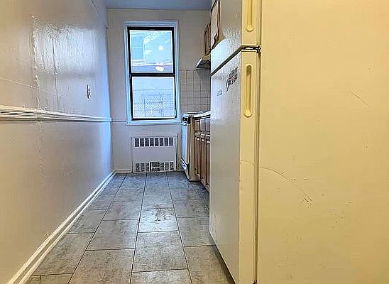 5th image of 63-95 Austin St APT 1E