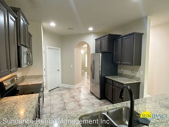 4th image of 1712 Brantley Dr