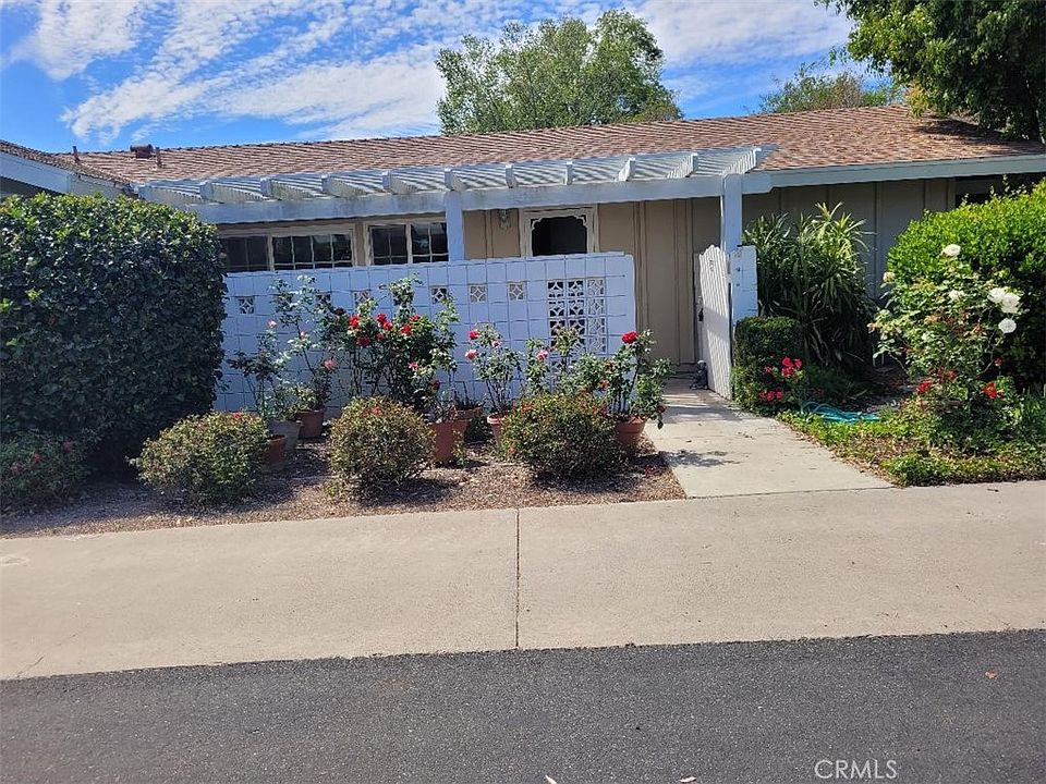 1st image of 552 Avenida Sevilla #C