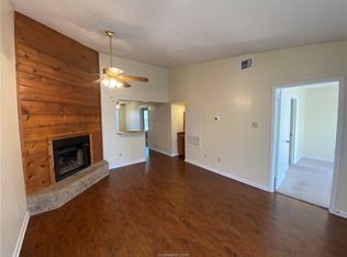 1900 Woodsman Dr APT C, College Station, TX 77840