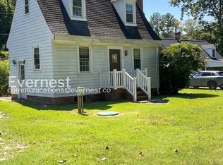 111 Woods Dr, Williamsburg, VA 23185