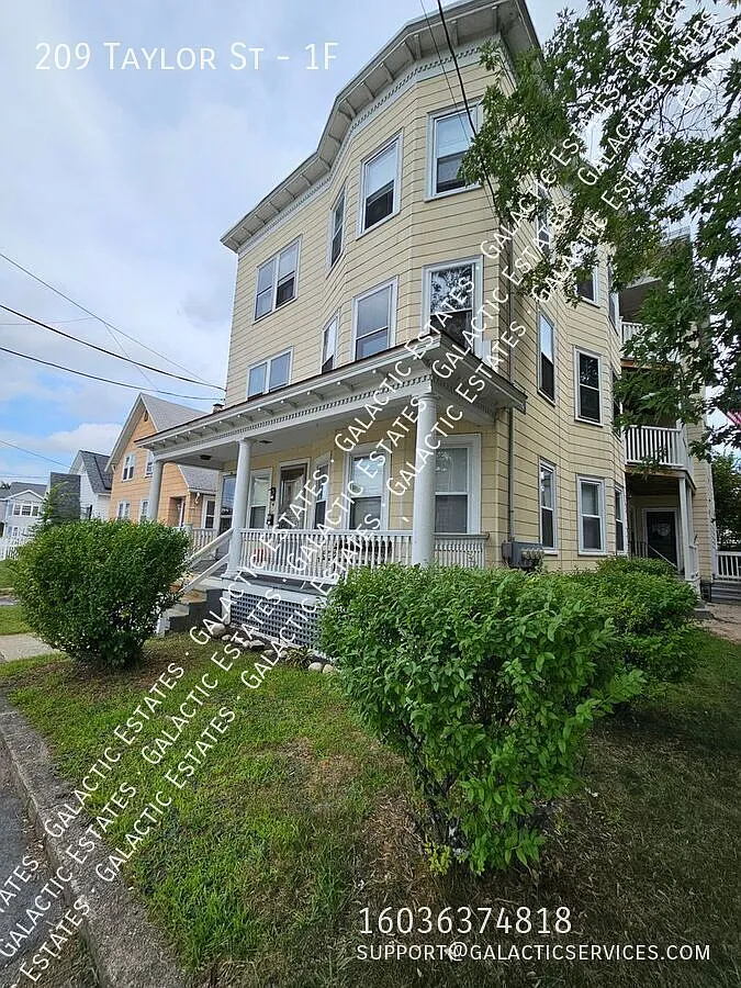 All Utilities Included 2 bed 1 bath East Side Neighborhood Apartment — Photo 2