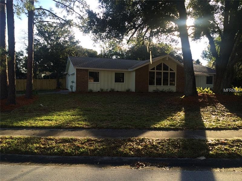 1st image of 234 E Hornbeam Dr