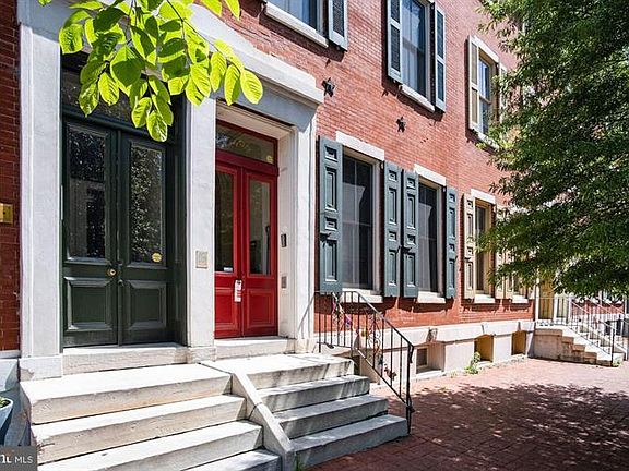 2nd image of 1737 Wallace St APT 102