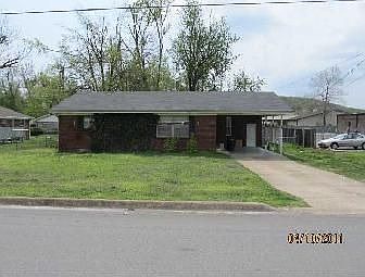 1st image of 210 E Harold St