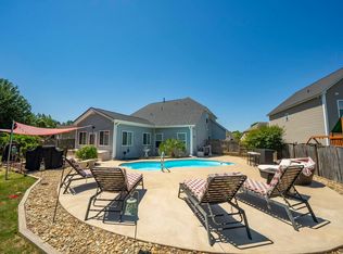 220 Glossy Green Ln, Lexington, SC 29072