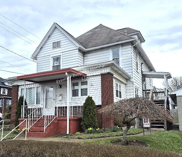 399 New York Ave #2