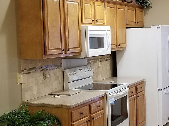 5th image of 102 Ramblewood Ln