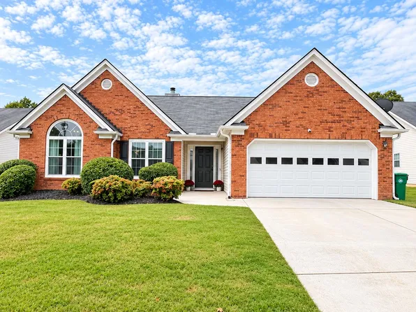 2762 Hillvale Cove Way, Lithonia, GA 30058