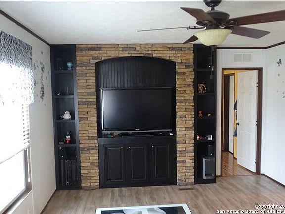 2nd image of 335 County Road 5634