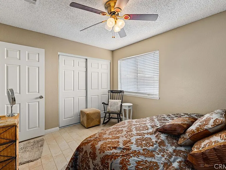 44115 Hunter Ct — Photo 18