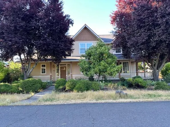 870 Singler Ln, Jacksonville, OR 97530