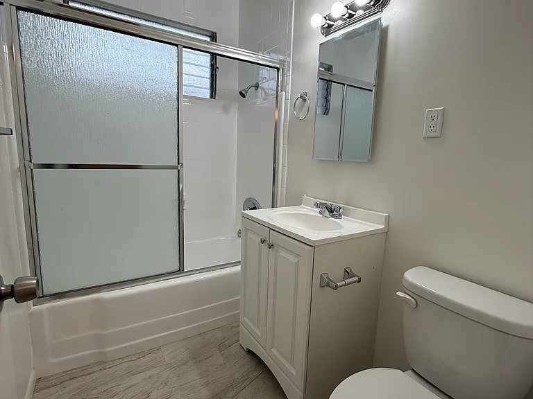 406 E Dryden St #2 — Photo 9