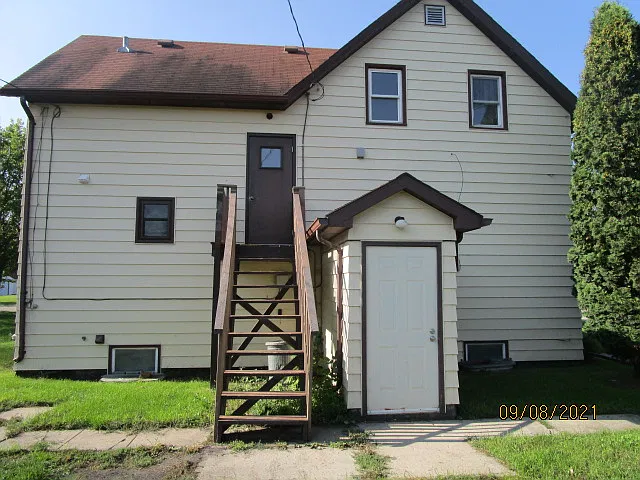 1 bed, 1.0 bath, 600 sqft, $650 — Photo 2