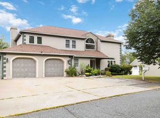 141 Gardiner Rd, Quincy, MA 02169