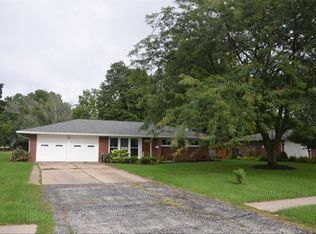 1069 Pine St, Perrysburg, OH 43551