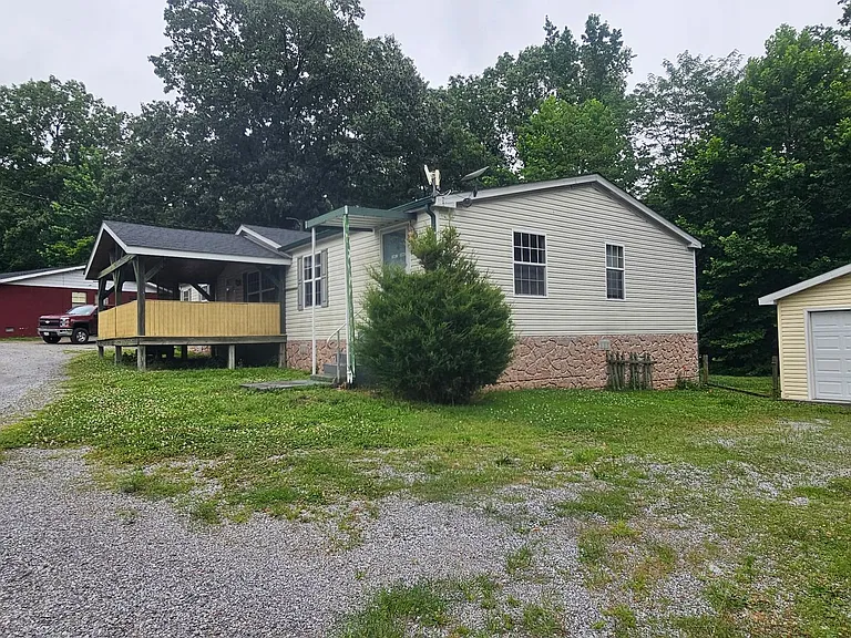 6708 US Highway 641 N — Photo 18