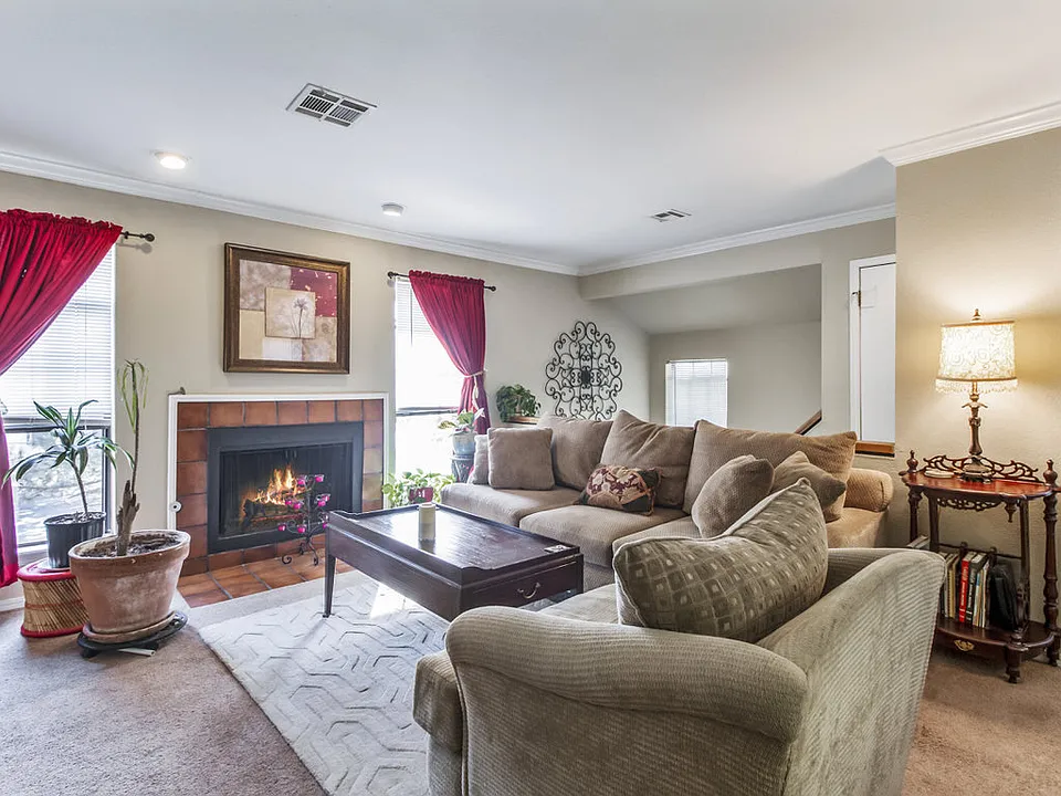 1435 NW 91st St