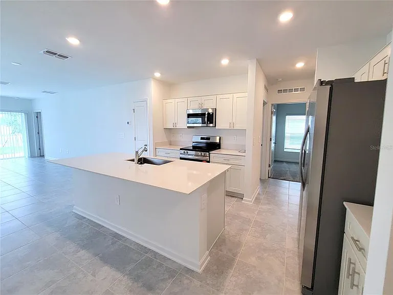 1469 Deepwater Cir — Photo 7