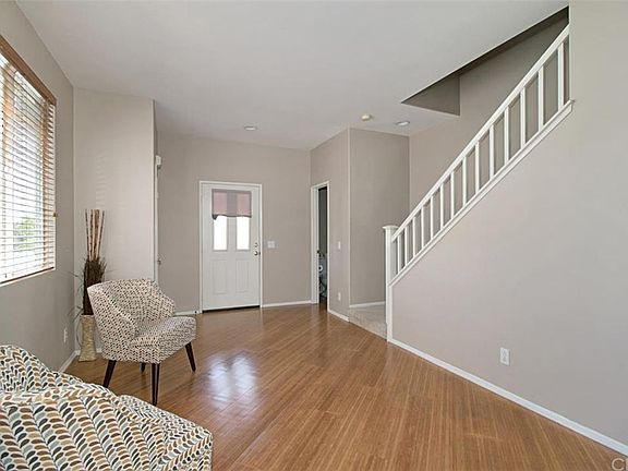 2nd image of 3 Hollyhock Dr