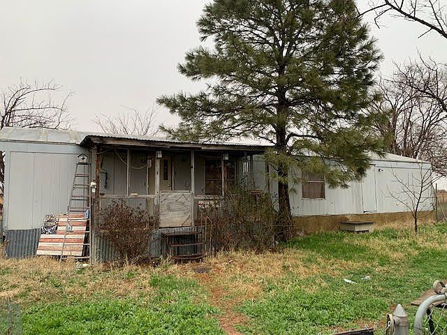 2nd image of 211 S Moss Lake Rd