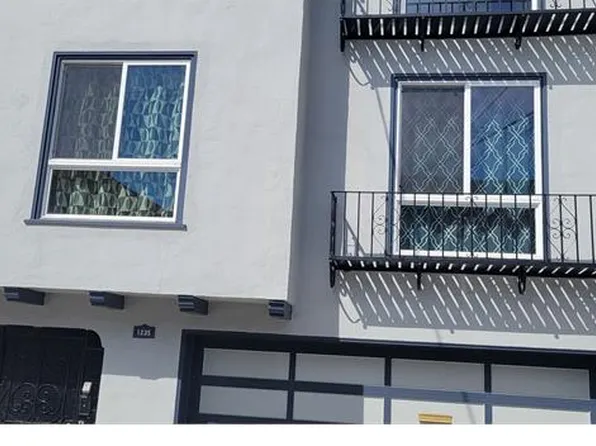 1235 18th Ave, San Francisco, CA 94122