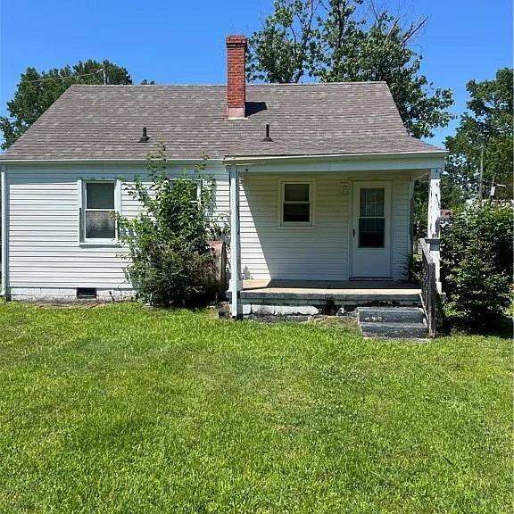 2306 Johnson St — Photo 3