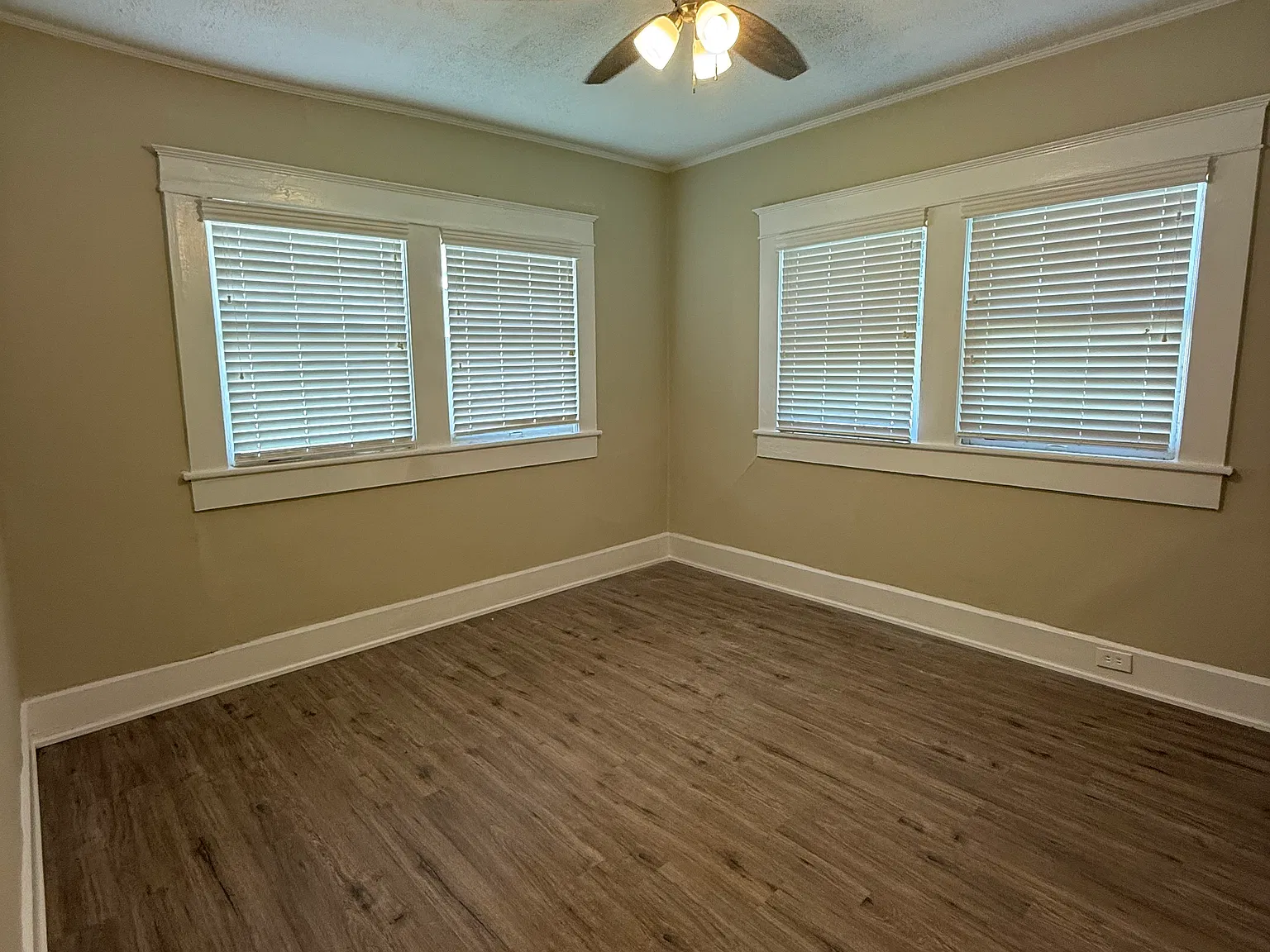 3 bed, 1395 sqft, $1,100 — Photo 4