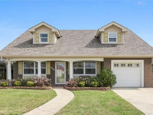 2309 Pirate Dr, Chalmette, LA 70043