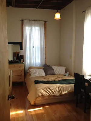 Rented by Full Time Management | media 12