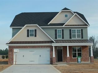 118 Riley Ln, Vass, NC 28394