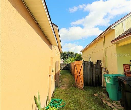 2nd image of 5441 Wood Crossing St
