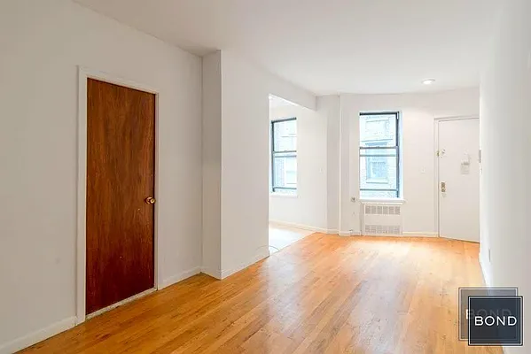 Rented by Bond New York | media 19