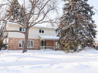 1426 3rd St N, Fargo, ND 58102