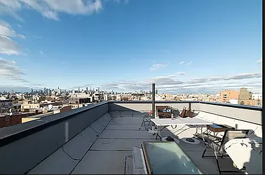 Rented by Loom Capital Group Inc.