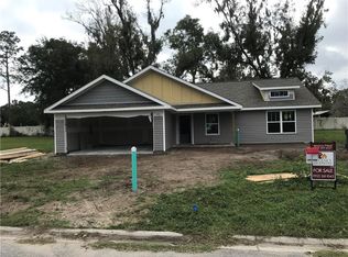 354 Pecan Point Dr E, Brunswick, GA 31525