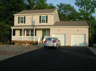 68 Lakeview Dr, New Egypt, NJ