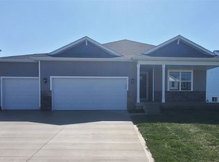 1100 Dee St SE, Bondurant, IA 50035