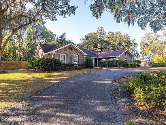 2nd image of 178 Spanish Point Drive