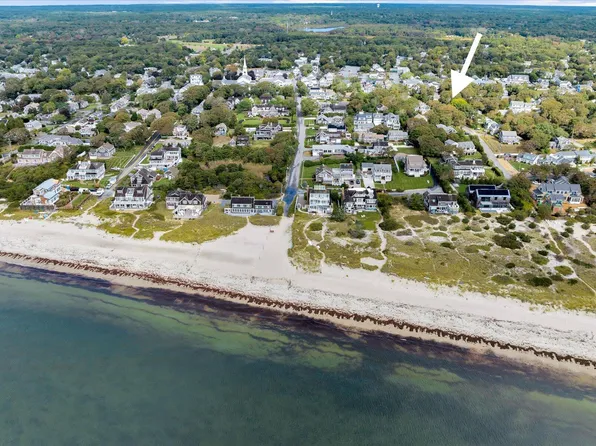 29 Braddock Street, Harwich Port, MA 02646