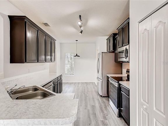 5th image of 5407 Lochdale Dr