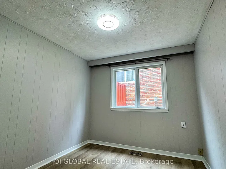 2143 Linby St #2 — Photo 5
