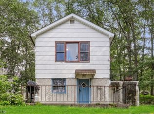 731 Brooklyn Mountain Rd, Hopatcong, NJ 07843