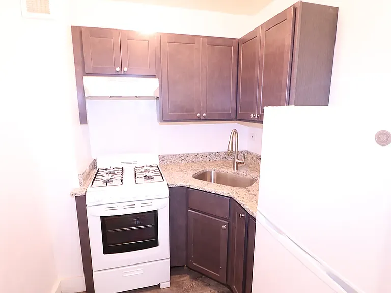 132-45 Maple Ave #607 — Photo 7