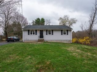 327 Plymouth St, Middleboro, MA 02346