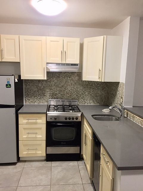 1st image of 11-41 Welling Ct #F