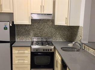 11-41 Welling Ct #F, Astoria, NY 11102