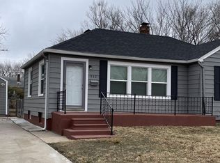 932 N Old Manor Rd, Wichita, KS 67208